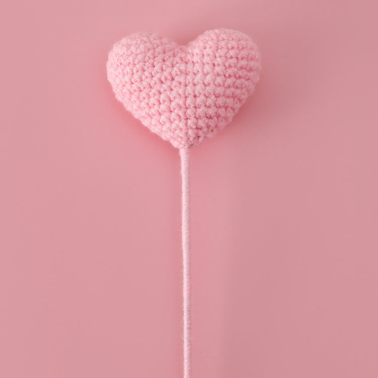 Crocheted Yarn Love Heart - Single Finished Piece, Ideal as a Birthday Gift, Match for DIY Bouquet Making, Perfect for Gifting to Your Girlfriend