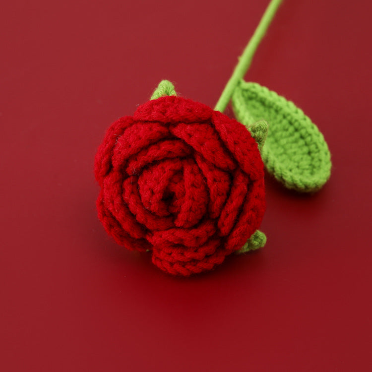 Creative Handcrafted Crochet Gradient Wool Rose - Single Stem 、Bouquet Rose for Valentine's Day,  Festival, Christmas Handheld Bouquet