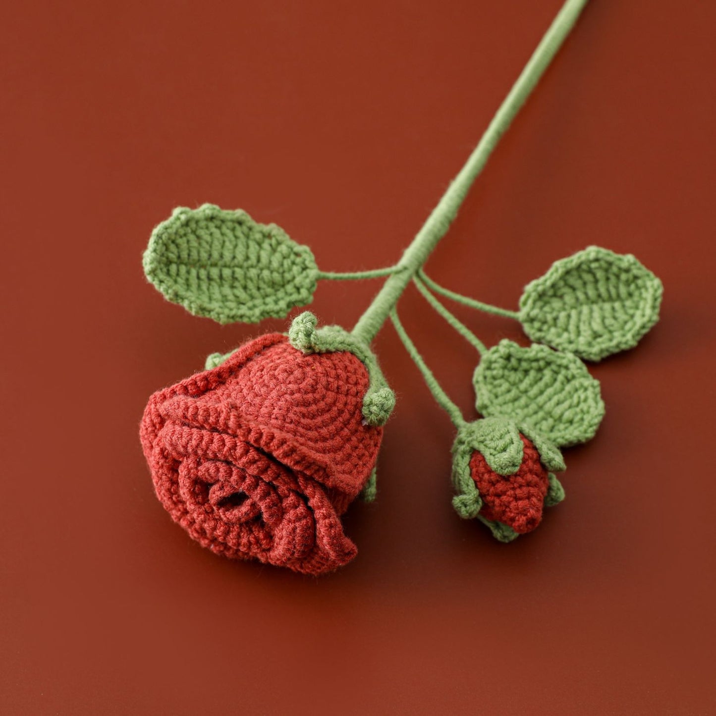 Creative Woolen Rose Bud Wine Glass: Elegant and Sophisticated, Available in Champagne, Hazy Blue, and Light Roman Red