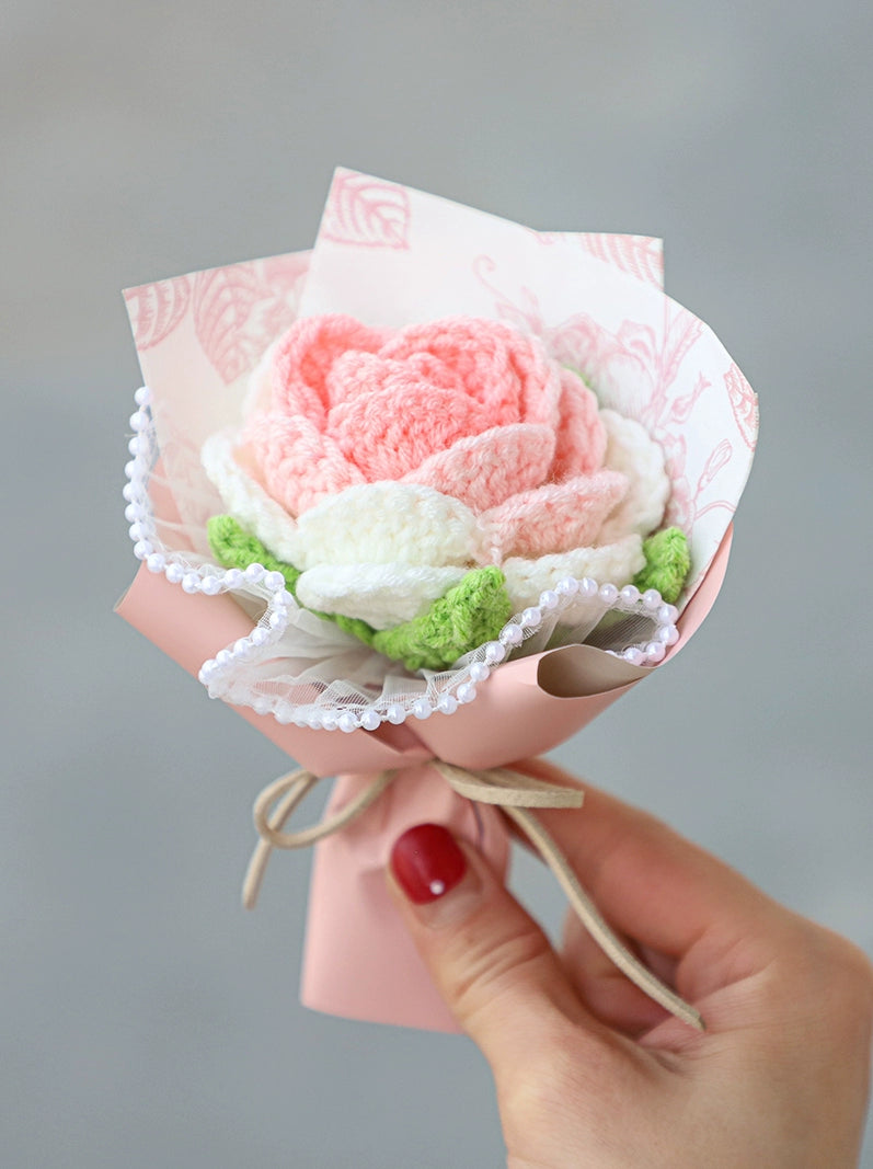 Mini Handcrafted Yarn Knitted Rose Bouquets: Mini Knit Flowers, Perfect for Gifts and Decorations for Girls and Mother's Day. These charming mini bouquets are ideal for adding a touch of handmade elegance to any occasion, from birthdays to special holiday