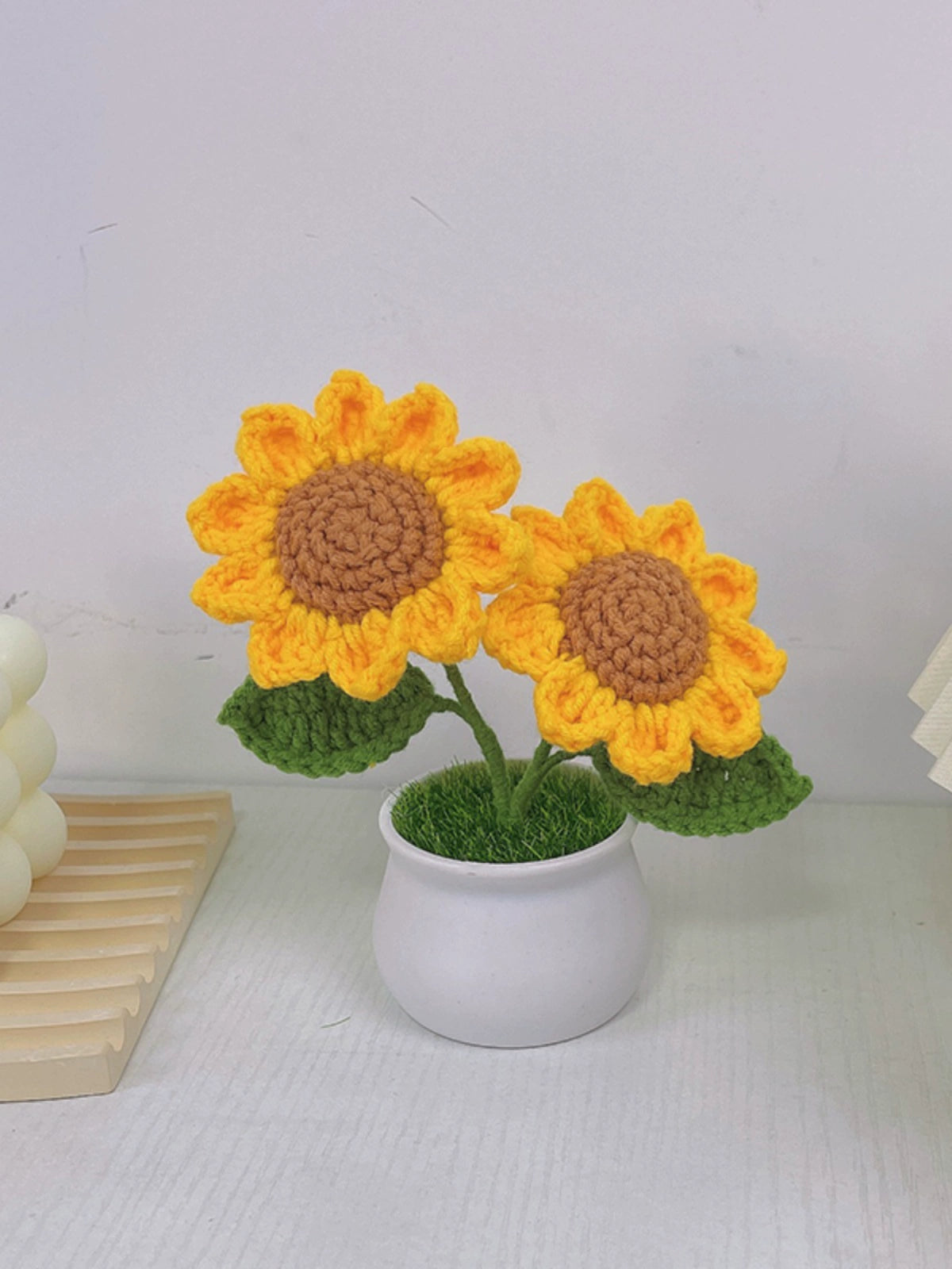 Crochet Sunflower Yarn Bouquet - Small Potted Handmade Forever Flower for Gifts & Decoration