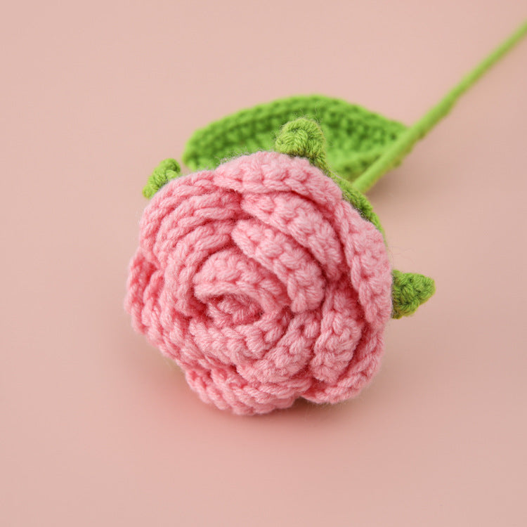 Creative Handcrafted Crochet Gradient Wool Rose - Single Stem 、Bouquet Rose for Valentine's Day,  Festival, Christmas Handheld Bouquet