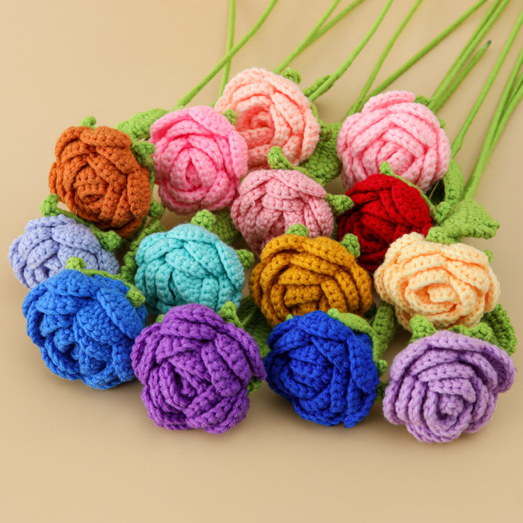 Creative Handcrafted Crochet Gradient Wool Rose - Single Stem 、Bouquet Rose for Valentine's Day,  Festival, Christmas Handheld Bouquet