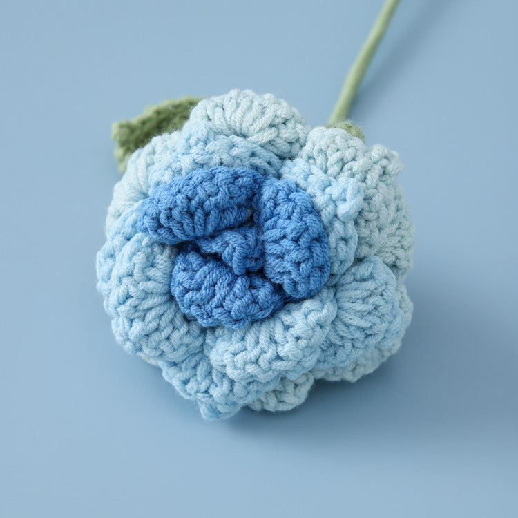 Large Petal Icy Blue Gradient Yarn Crocheted Pointed Rose Flower Branch Proposal Bouquet in Lip-Shaped Design